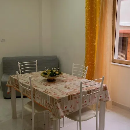 Vakantiehuis Casa Russo Enzo *