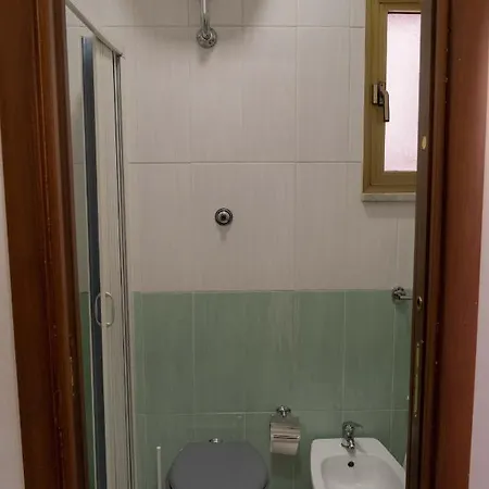 בית נופש Casa Russo Enzo נאפולי
