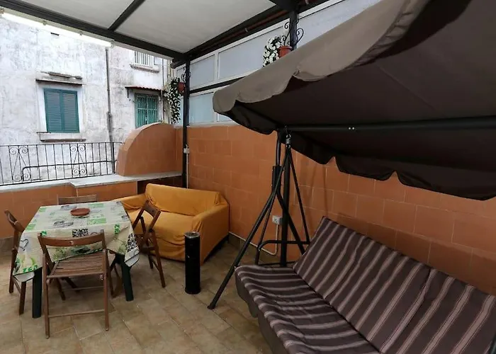 Semesterbostad Casa Russo Enzo *